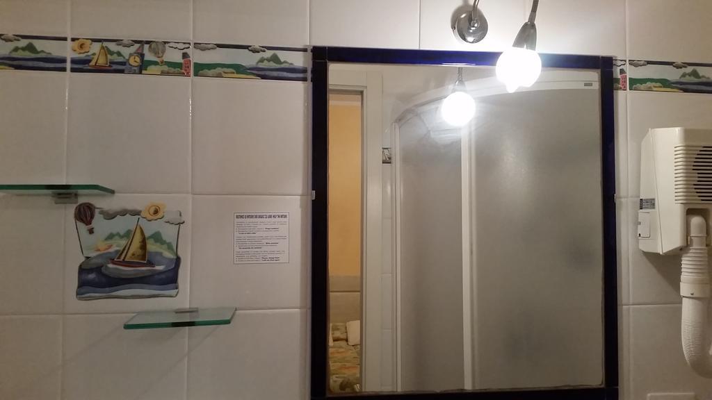 Camere Caterina Bonassola Luaran gambar